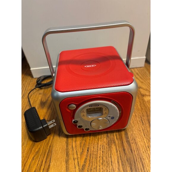 Jensen CD-555 Portable CD Player With Bluetooth & AM/FM Radio Red - Picture 4 of 7